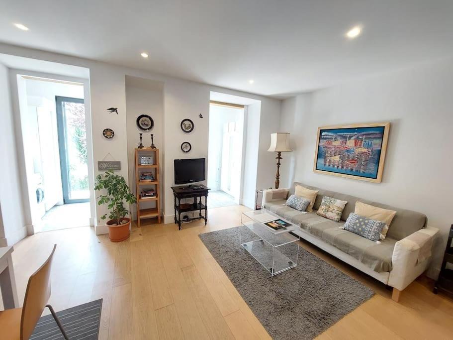 Apartment With Private Garden - Central Location Lizbona Zewnętrze zdjęcie