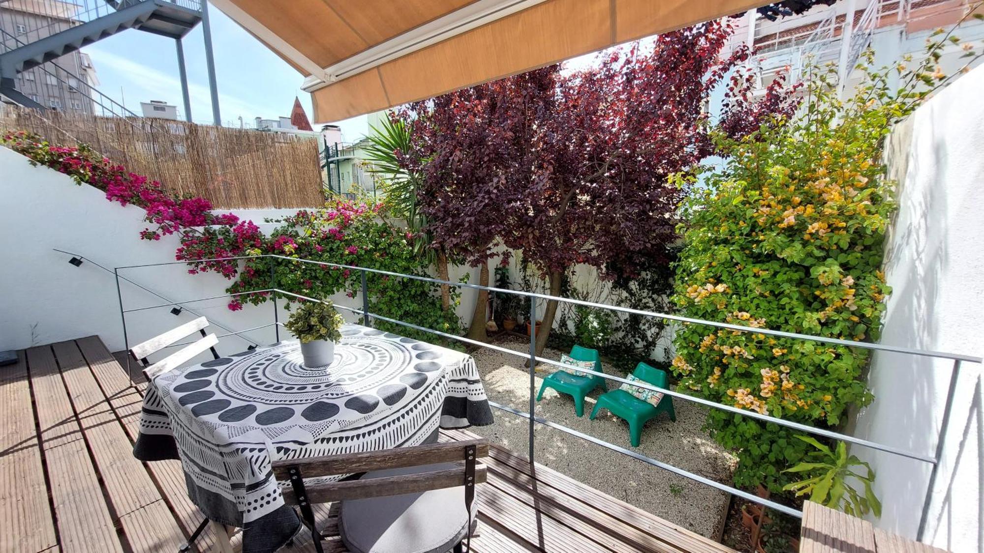 Apartment With Private Garden - Central Location Lizbona Zewnętrze zdjęcie
