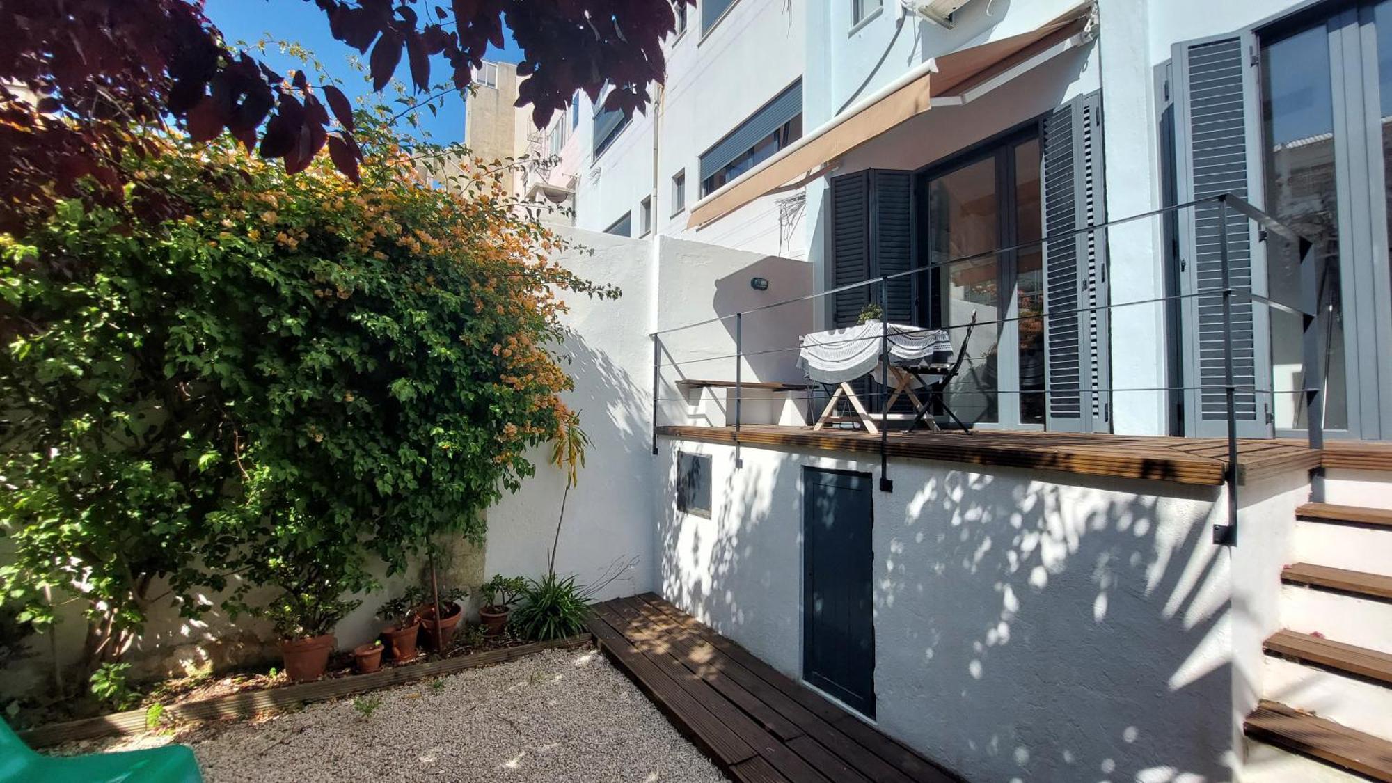 Apartment With Private Garden - Central Location Lizbona Pokój zdjęcie